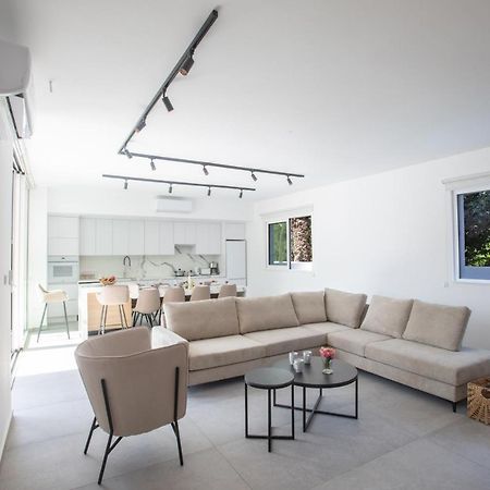 Kube Luxury Villas Agia Napa Exterior foto